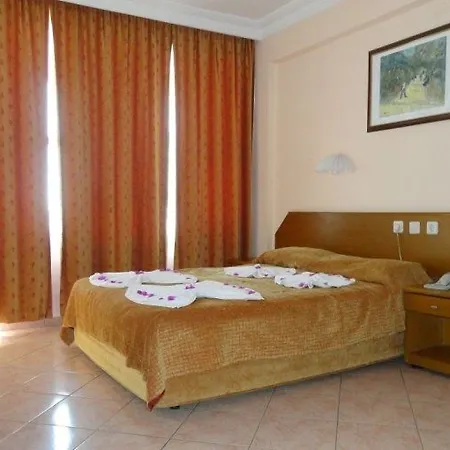 Floria Hotel 4*